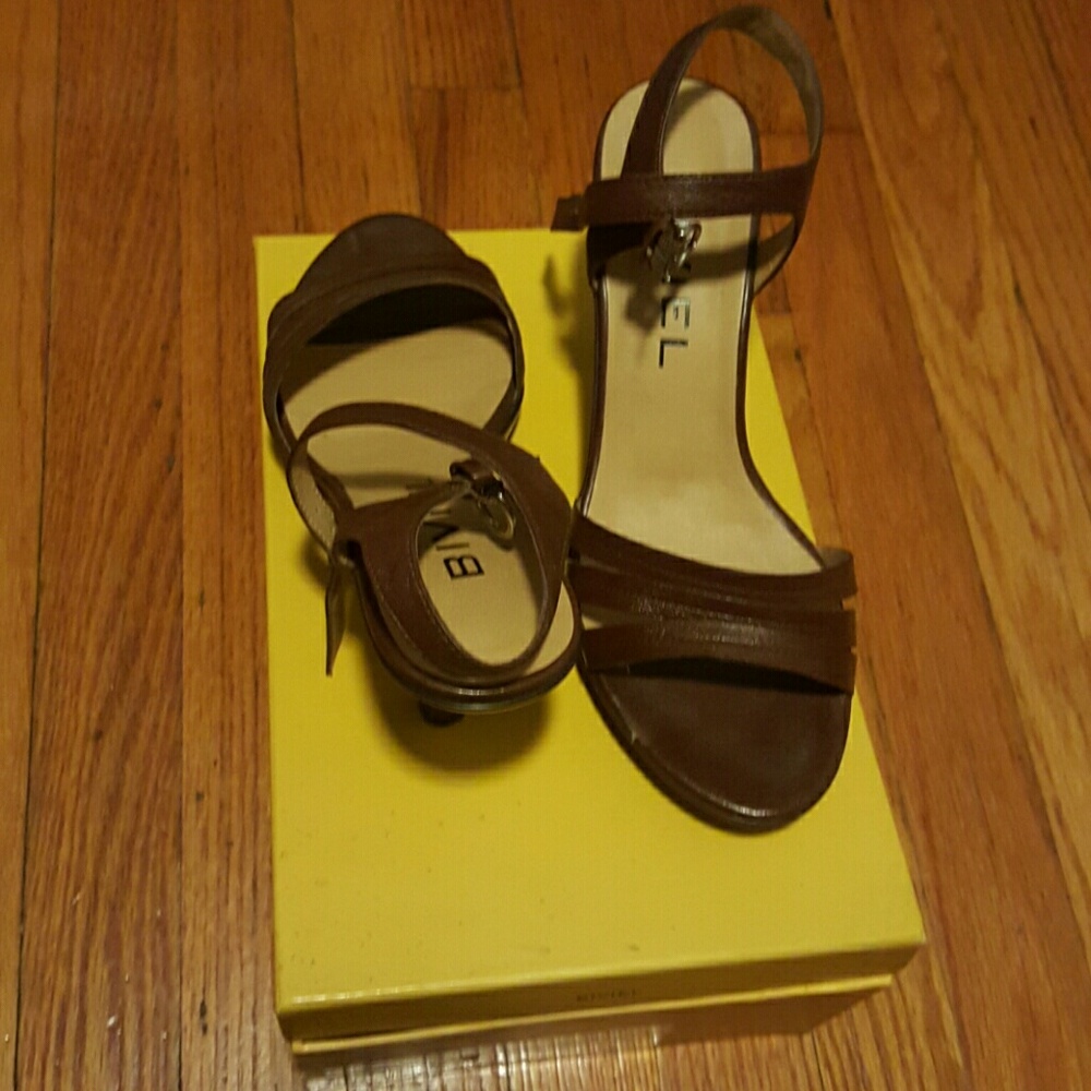BIVIEL SANDALS
